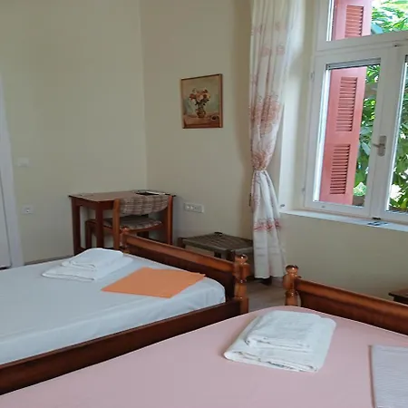 Grandfather's House * Kissamos